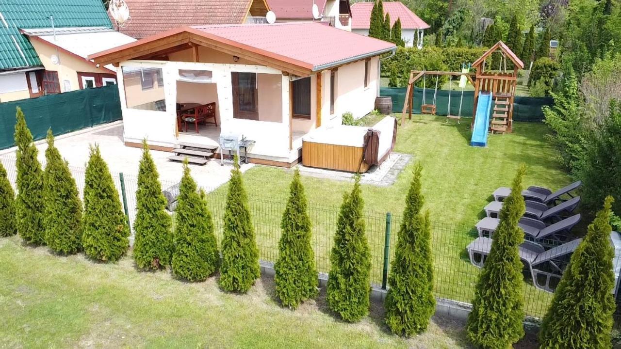 Hullám Nyaraló Balatonmáriafürdő Kültér fotó